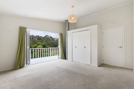Photo of property in 126 Candia Road, Henderson Valley, Auckland, 0614