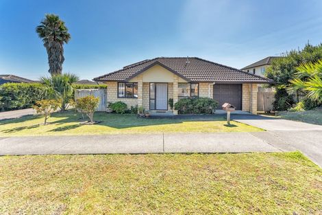 Photo of property in 18 Raphoe Road, Flat Bush, Auckland, 2019