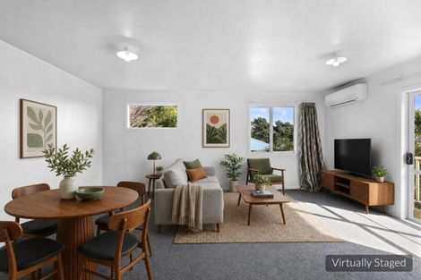 Photo of property in 31b Omega Street, Newlands, Wellington, 6037