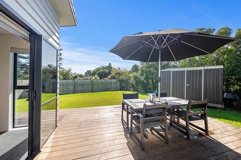 Photo of property in 18 Taupata Lane, Helensville, 0800