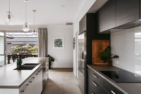 Photo of property in 13 Shoreview Close, Omokoroa, 3114