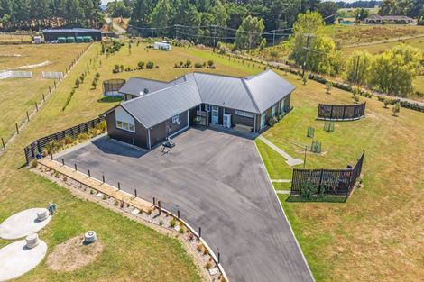 Photo of property in 541 Stoney Creek Road, Kelvin Grove, Palmerston North, 4470