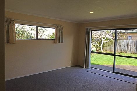 Photo of property in 10 Sayes Close, East Tamaki, Auckland, 2013