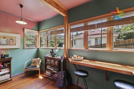 Photo of property in 103 Sunshine Avenue, Karori, Wellington, 6012