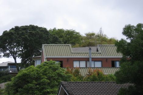 Photo of property in 7 Eleanor Place, Blockhouse Bay, Auckland, 0600