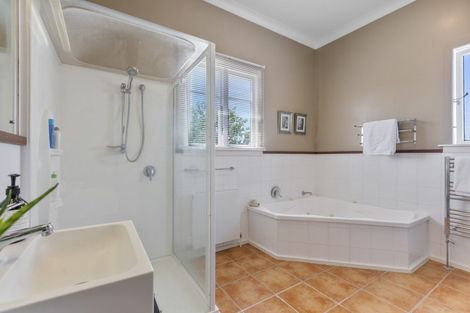 Photo of property in 19 Beach Street, Fitzroy, New Plymouth, 4312