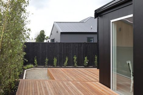 Photo of property in 14 Samuel Place, Terrace End, Palmerston North, 4410