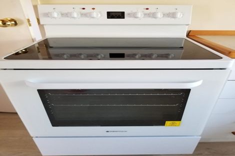 Photo of property in 240a Te Atatu Road, Te Atatu South, Auckland, 0610