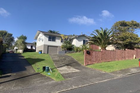 Photo of property in 13 Spinella Drive, Bayview, Auckland, 0629