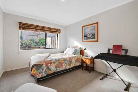 Photo of property in 16 Seamount Drive, Red Beach, 0932