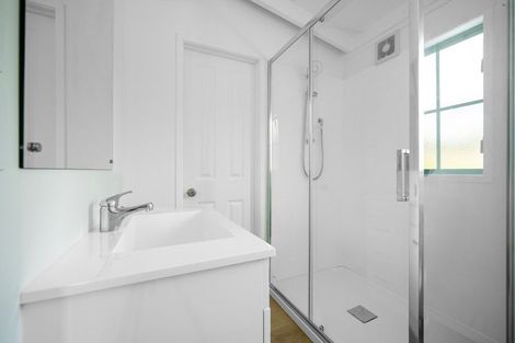 Photo of property in 806 Cove Road, Waipu, 0582