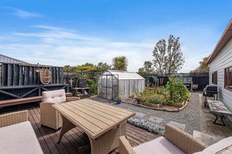 Photo of property in 132 Pacific Road, North New Brighton, Christchurch, 8083