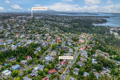 Photo of property in 9 Langstone Place, Chatswood, Auckland, 0626