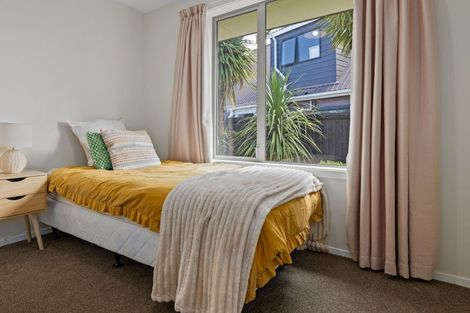 Photo of property in 2/126a Middlepark Road, Sockburn, Christchurch, 8042