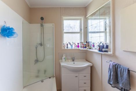 Photo of property in 1 Sidey Place, Marewa, Napier, 4110