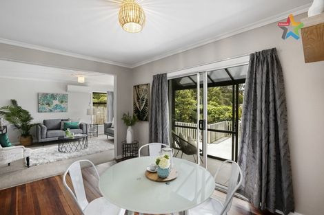 Photo of property in 51 Poto Road, Normandale, Lower Hutt, 5010