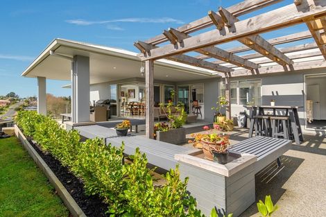 Photo of property in 26 Valley View, Bethlehem, Tauranga, 3110