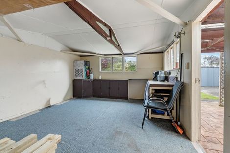 Photo of property in 24 Masters Crescent, Masterton, 5810