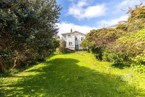 Photo of property in 67 Pendarves Street, New Plymouth, 4310