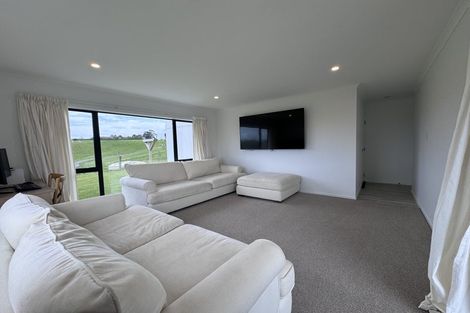 Photo of property in 61 Kimber Street, Halcombe, Feilding, 4779