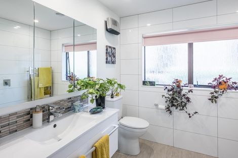 Photo of property in 10b Nathan Avenue, Paraparaumu Beach, Paraparaumu, 5032