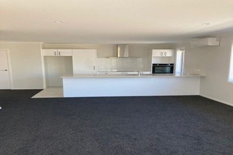Photo of property in 8 Tangata Way, Omokoroa, 3114