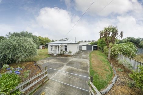 Photo of property in 37 Hammond Street, Bulls, 4818