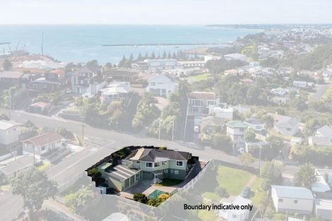 Photo of property in 5 Scott Street, Moturoa, New Plymouth, 4310