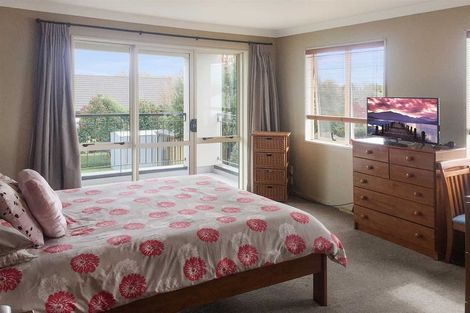 Photo of property in 4 Caroline Way, Northwood, Christchurch, 8051