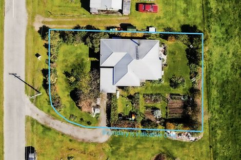 Photo of property in 7 Domain Road, Ettrick, Roxburgh, 9572