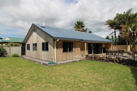 Photo of property in 502 Matarangi Drive, Matarangi, Whitianga, 3592