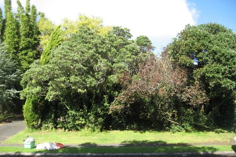 Photo of property in 13 Downsview Road, Pakuranga Heights, Auckland, 2010