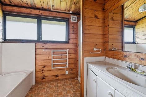 Photo of property in 11 Amun Place, Pomare, Rotorua, 3015