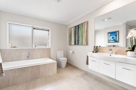 Photo of property in 7 Laurie Street, Red Beach, 0932