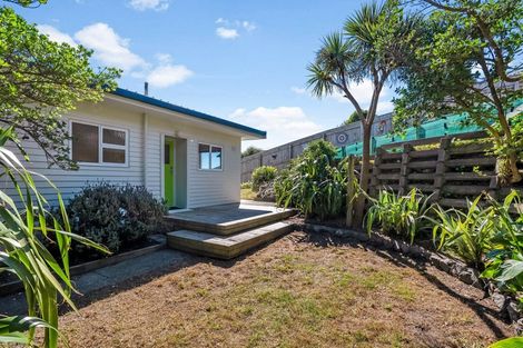 Photo of property in 1/24 Lambley Road, Titahi Bay, Porirua, 5022