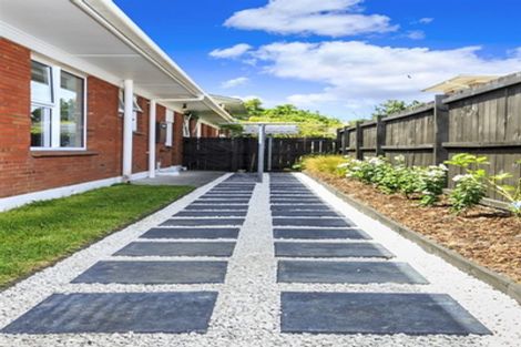 Photo of property in 1/344 Lake Road, Hauraki, Auckland, 0622