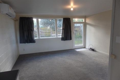 Photo of property in 2/67a Kenderdine Road, Papatoetoe, Auckland, 2025