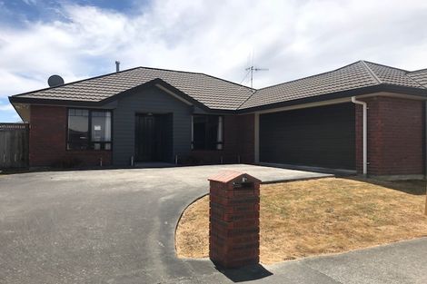 Photo of property in 41 Boston Parade, Kelvin Grove, Palmerston North, 4414