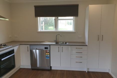 Photo of property in 31 Taylor Terrace, Tawa, Wellington, 5028