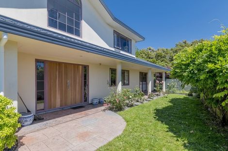 Photo of property in 42 He Awa Crescent, Waikanae, 5036