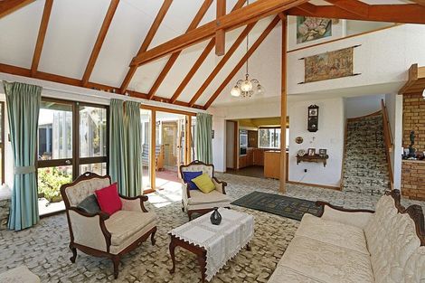 Photo of property in 6 Halse Place, Opunake, 4616