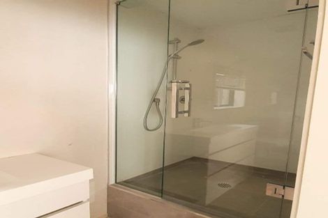 Photo of property in 146 Oaktree Avenue, Browns Bay, Auckland, 0630