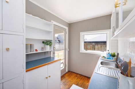 Photo of property in 421 Ruahine Street, Terrace End, Palmerston North, 4410