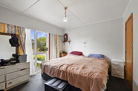 Photo of property in 56 Banks Street, Marfell, New Plymouth, 4310