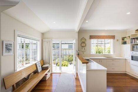 Photo of property in 31 Elmira Avenue, Hokowhitu, Palmerston North, 4410