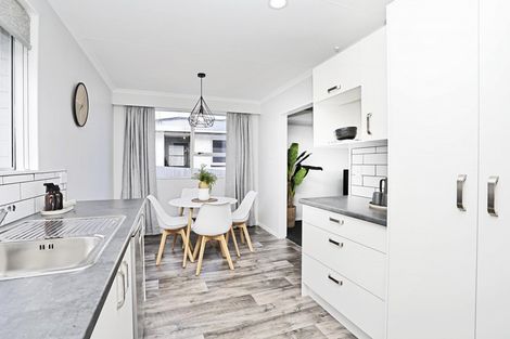 Photo of property in 22 Enniskillen Street, Clifton, Invercargill, 9812