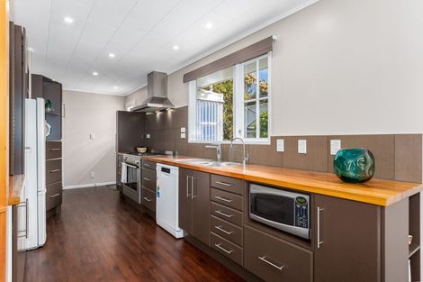 Photo of property in 103 Spinnaker Drive, Whitby, Porirua, 5024