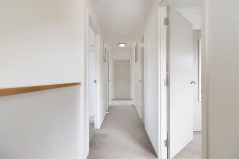 Photo of property in 38 Mulvaney Crescent, Henderson, Auckland, 0612