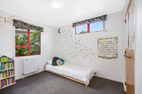 Photo of property in 7 Lowry Crescent, Stokes Valley, Lower Hutt, 5019