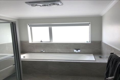 Photo of property in 69 Glidepath Road, Hobsonville, Auckland, 0616